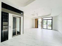 Whitley Road (D11), Semi-Detached #502446361